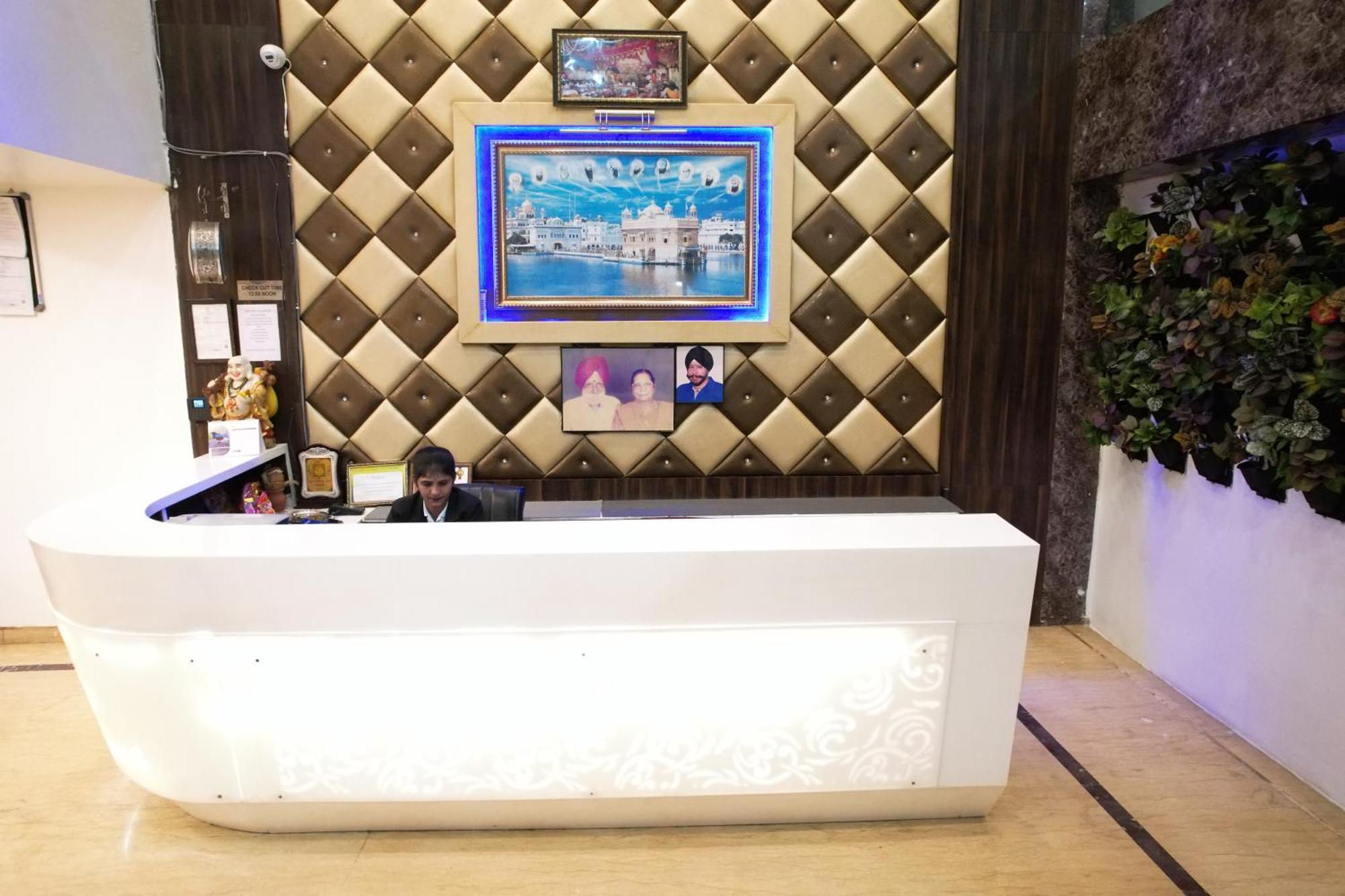 Sheetal International Hotel Raipur  ภายนอก รูปภาพ